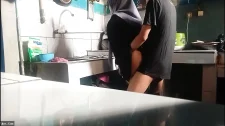 Asyalı Porno / Adam asyalı güzeli sikerken bayılttı
