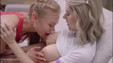Lezbiyen Porno / Alman ve arap esmer zenci kadın lezbiyen sikişiyor