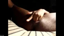 Brazzers Porno / Esmer seksi kadını kucağında zıplatıyor