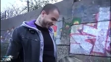 Amatör Porno / Duvar kenarında kızı sokakda sikiyor