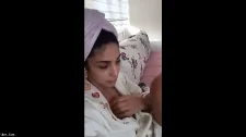 Türk Türkçe Porno / Sexy türk kız periscope da striptiz yapıyor