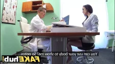 Brazzers Porno / Fakehub.com porno,fake hospital doctors fake hub sikişi