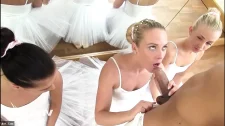 Blowjob Saxo Porno / 3 balerin kızı bir balet adam sikiyor