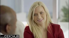Porno Yıldızları / Anikka albrite zenci patron tarafından hunharca sikildi