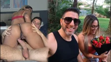 Hd HQ Porno / Brenna sparks uzun ve geniş yarrağı diz üstü çökerek yaladı