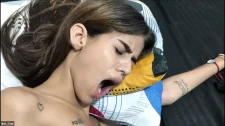 Blowjob Saxo Porno / Levi cash, angel allwood büyük memeleri ile sarışın