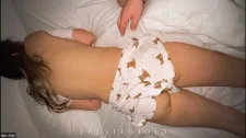 Gizli Çekim Porno / Eczane tuvaletinden sexi bir kız çıktı