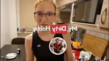 Hd HQ Porno / Riley Nixon kısa saçları ile seksi bir sürtük