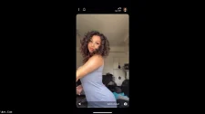 Türk Türkçe Porno / Genç fonomen asenanın memeleri güzelmiş