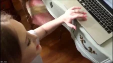 Amatör Porno / Taze rus sarışın leydi sexy 18 yaş seks