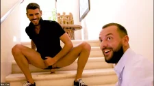 Brazzers Porno / Ofiste karma karışık bir sex hikayesi