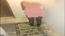 Türk Türkçe Porno / Huzur evinde erdinç müdür bana kaydı