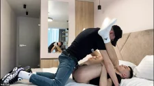 Brazzers Porno / Samanlıkta kızını sex yaparken yakaladı babası