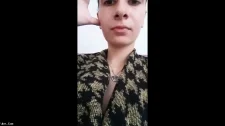 Türk Türkçe Porno / Unuversiteli kız harçlığını çıkarmak için soyunuyor
