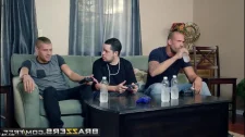 Brazzers Porno / Kuzenlerin ateşli ve alevli dakikaları