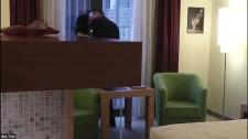Amatör Porno / Ofiste yeni çayçı kızı gizli kamerayla ifşa eden depocu