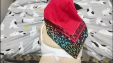 Türk Türkçe Porno / Beyaz mini etekli türbanlı özel hissettiren türk çıtır kızı