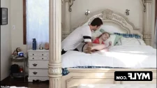 Grup Porno / Azgın anne kızının sikişecek yaşta olduğunu onayladı