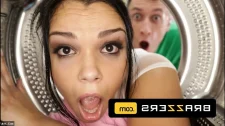 Anal Porno / Kurutma makinesinde anal sex keyfini yaşadı sofia lee