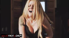 Sarışın Porno / Şehvetli göğüsleriyle müşterisine am veren güzel