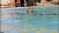 Türk Türkçe Porno / Üvey kızını alman karısından gizli istismar ediyor