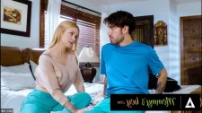Hd HQ Porno / Gurbetten gelen sarah vandella sex karşılığı şart sunuyor