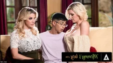 Grup Porno / Kız arkadaşım ve onun seksi annesi, hangisini sikmeliyim?