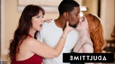 Grup Porno / İsiah maxwell iş arkadaşlarını sırayla sikicek
