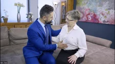 Amatör Porno / Bangladeşli kız kardeşleri değiştirip sikiyorlar