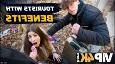 Hard Sert Porno / Erkek arkadaşını kıskandırmak için elin adamıyla sikişti