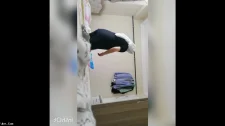 Türk Türkçe Porno / Turk turbanlı lezbiyenler, öpüşüp yalaştılar
