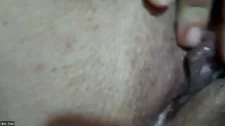 Türk Türkçe Porno / Türbanlı merve arabada müzik eşliğinde sex yapıyor